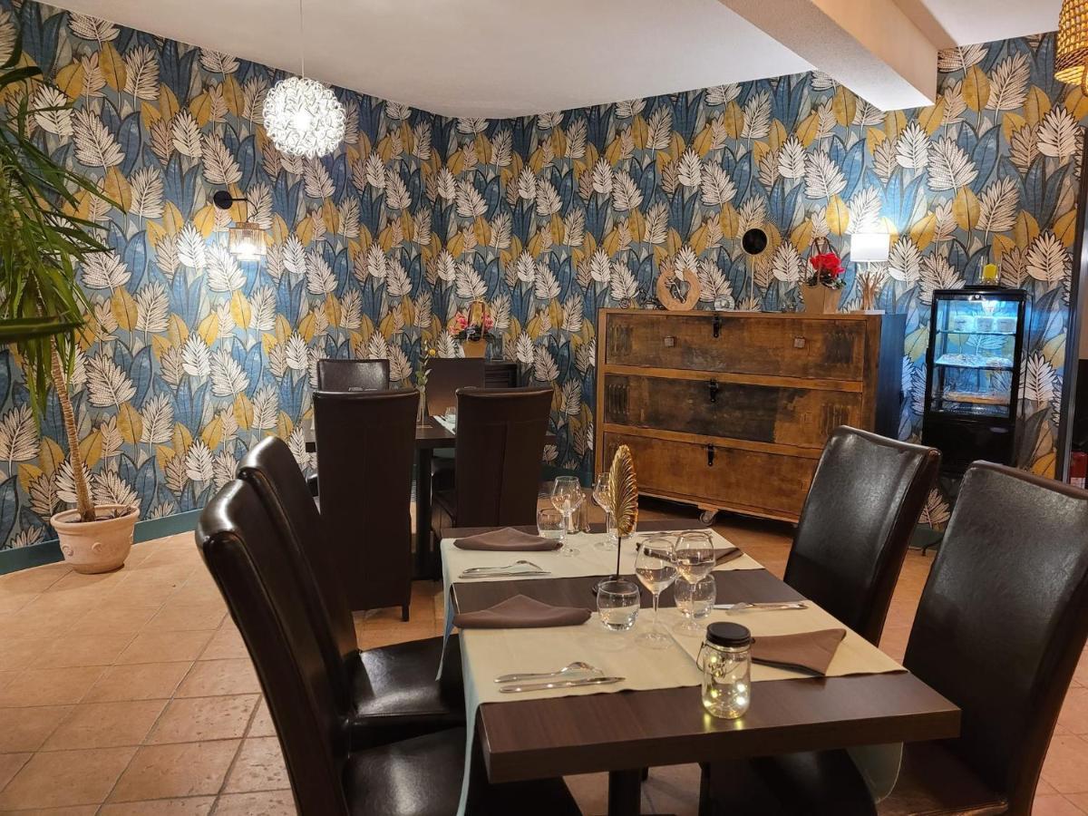 Logis Hotel Restaurant L'Escapade Lamastre Buitenkant foto
