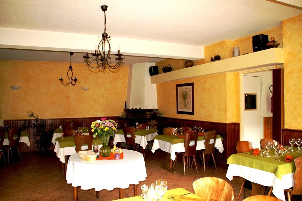 Logis Hotel Restaurant L'Escapade Lamastre Buitenkant foto
